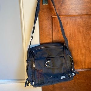 George Gina and Lucy Messenger bag